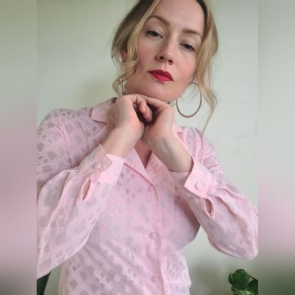 The Carnation Sheer Handmade 60s Button Down S - Picture 13 of 14